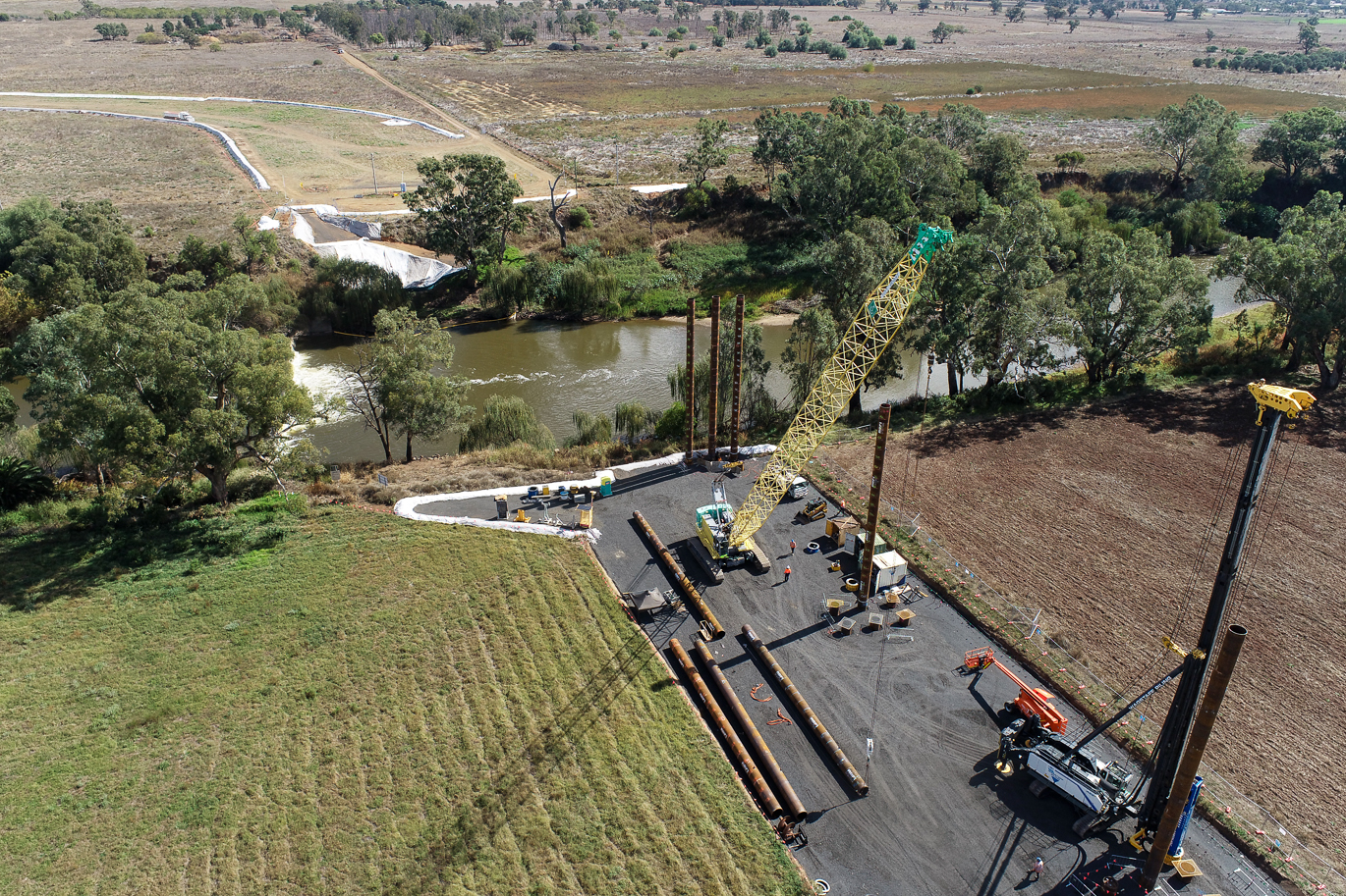 New Dubbo Bridge crane works