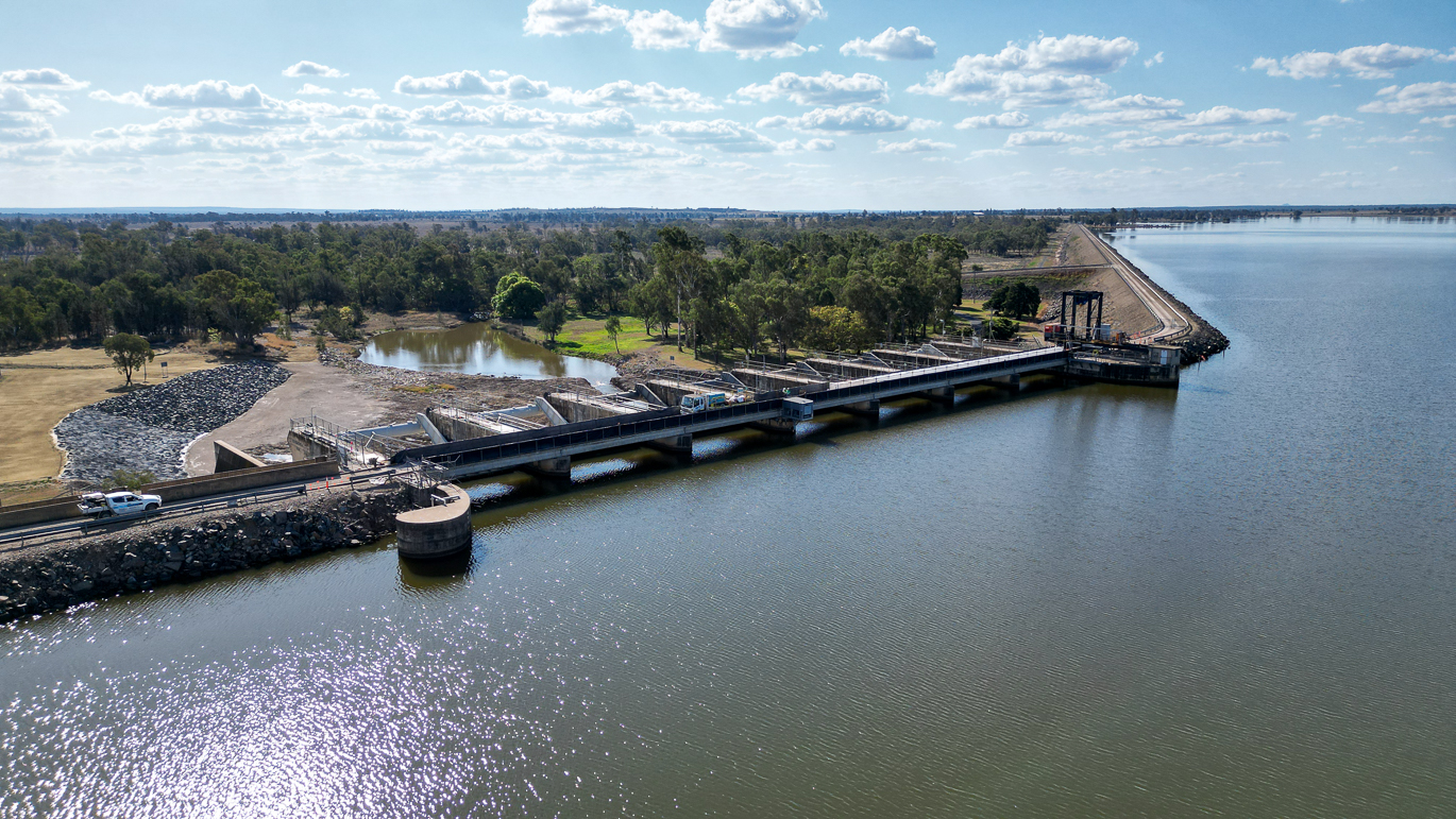Coolmunda Dam Gates Variable Counterweight Refurbishment