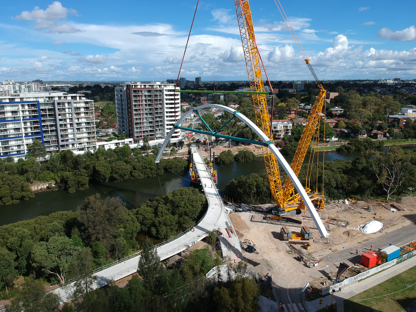 Alfred Street Bridge construction